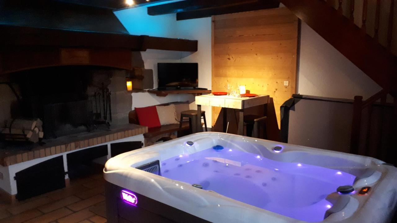 Gite Chambre Spa Prive De L'Ancienne Ferme Vallières Zewnętrze zdjęcie